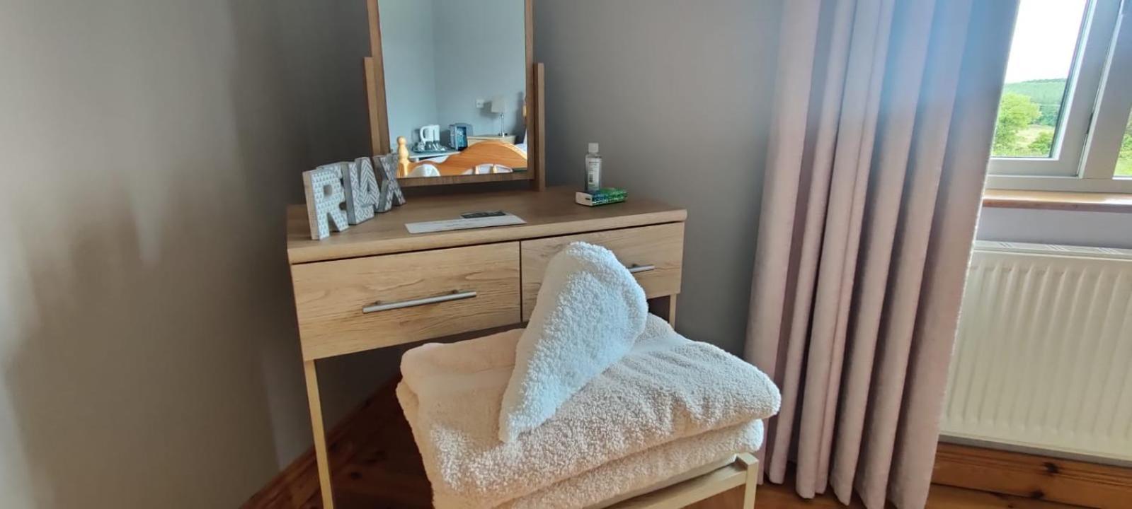 Bed and Breakfast Colmán House Kilmihil Habitación foto